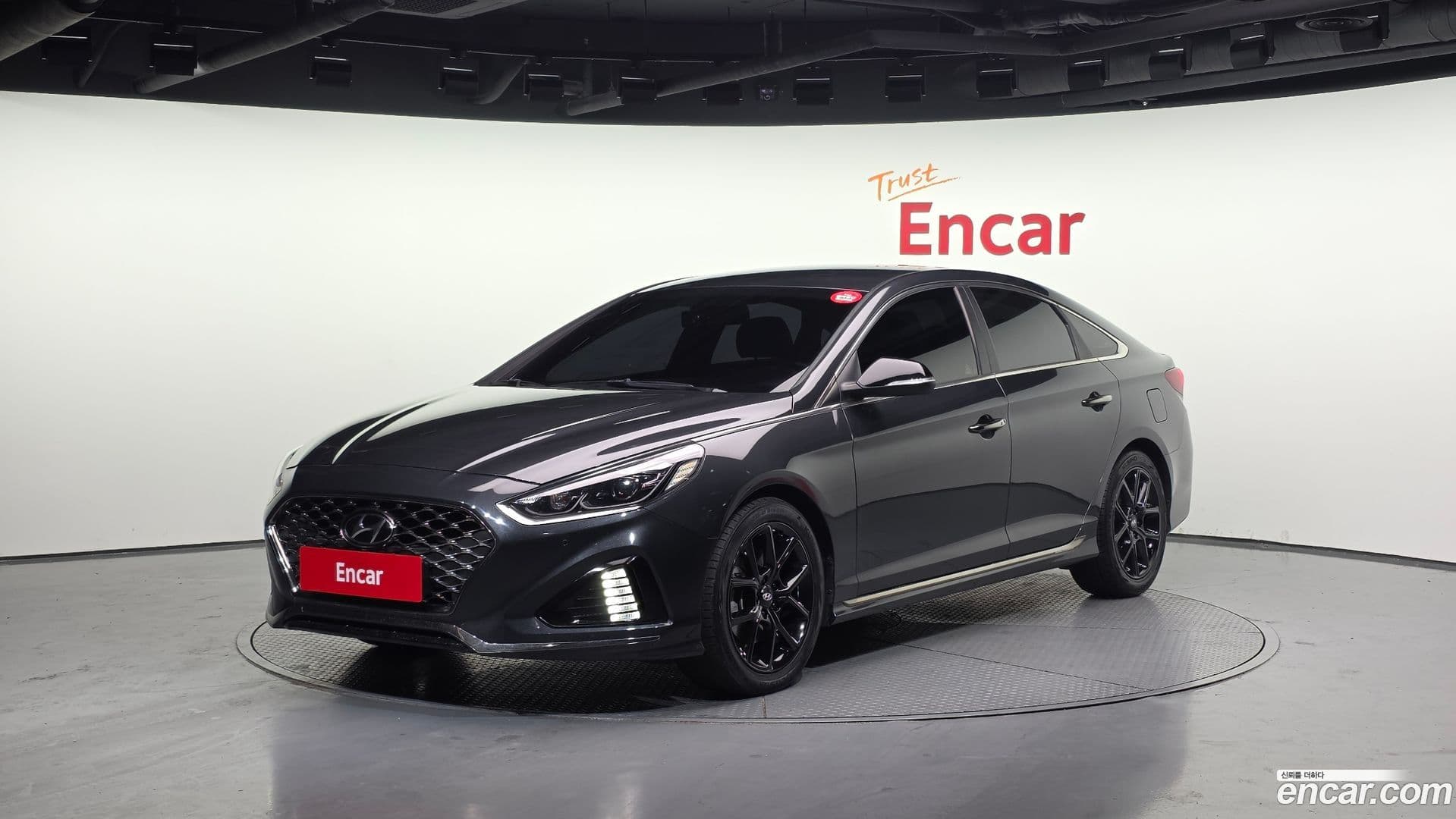 Main__Slider__Photo:Sonata Hyundai 2017.4-0