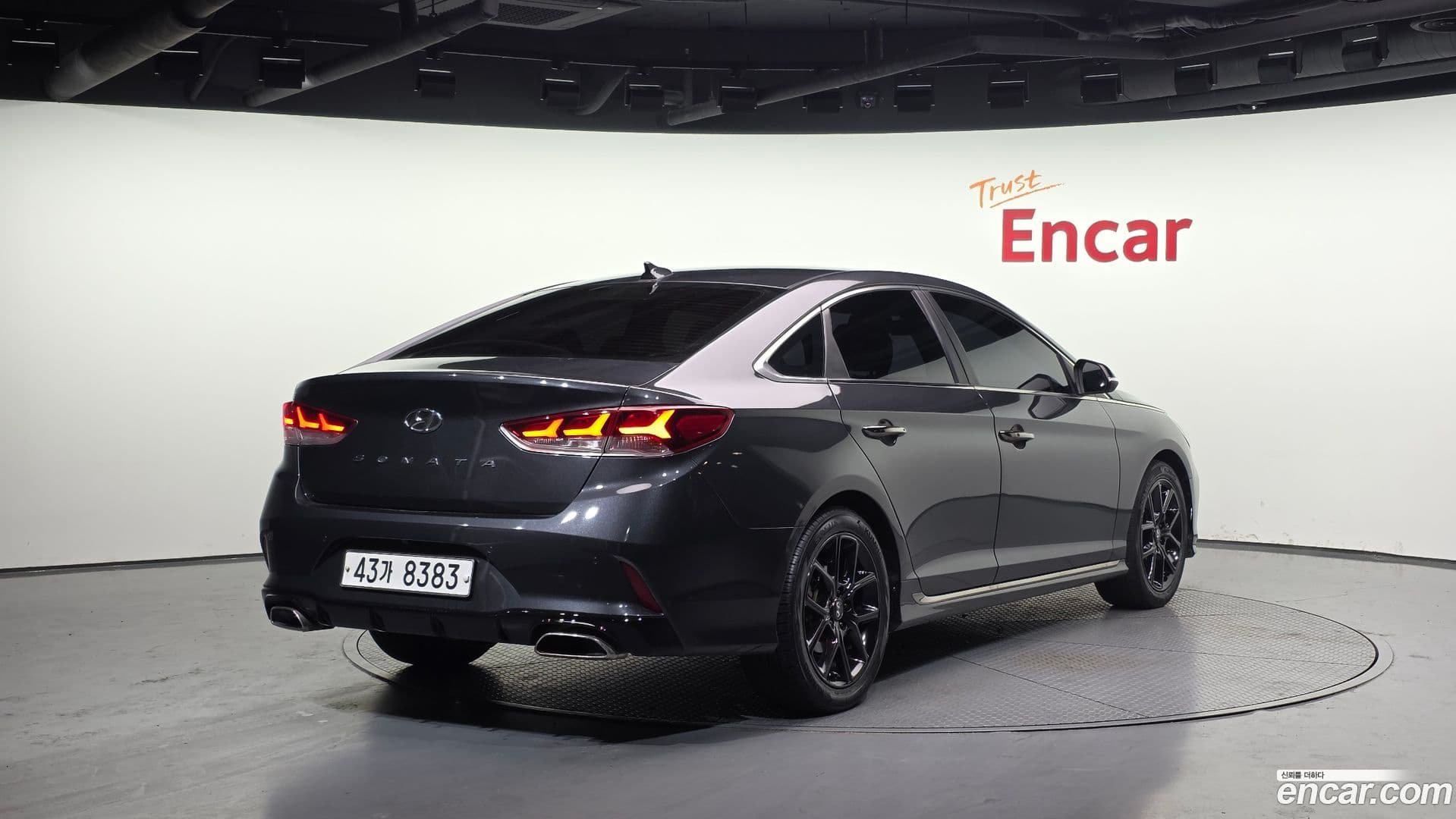 Main__Slider__Photo:Sonata Hyundai 2017.4-1