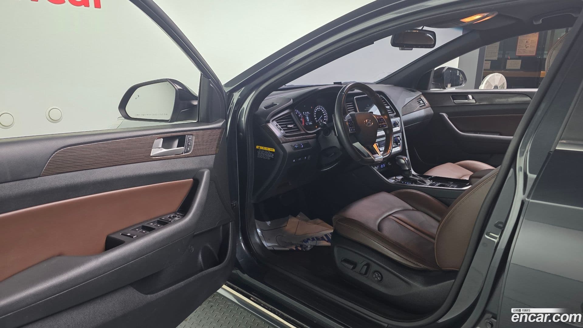 Main__Slider__Photo:Sonata Hyundai 2017.4-9