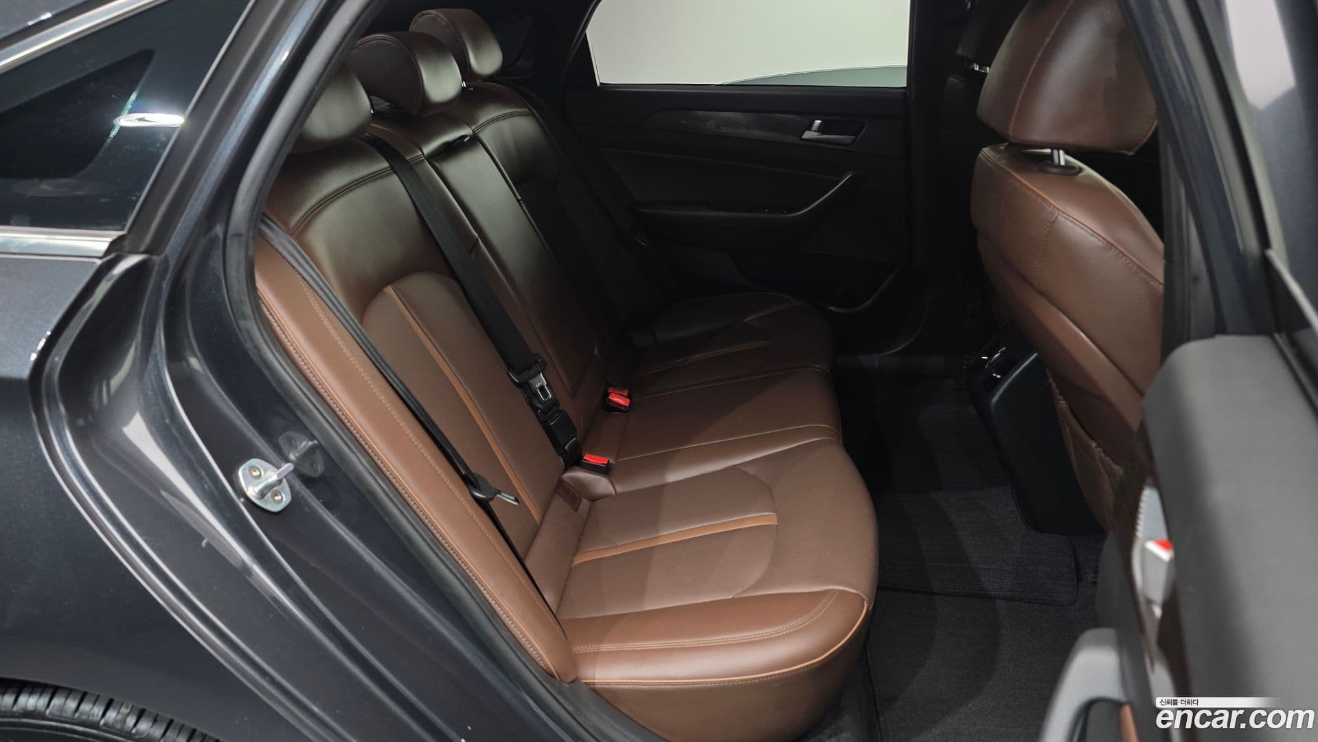 Main__Slider__Photo:Sonata Hyundai 2017.4-11