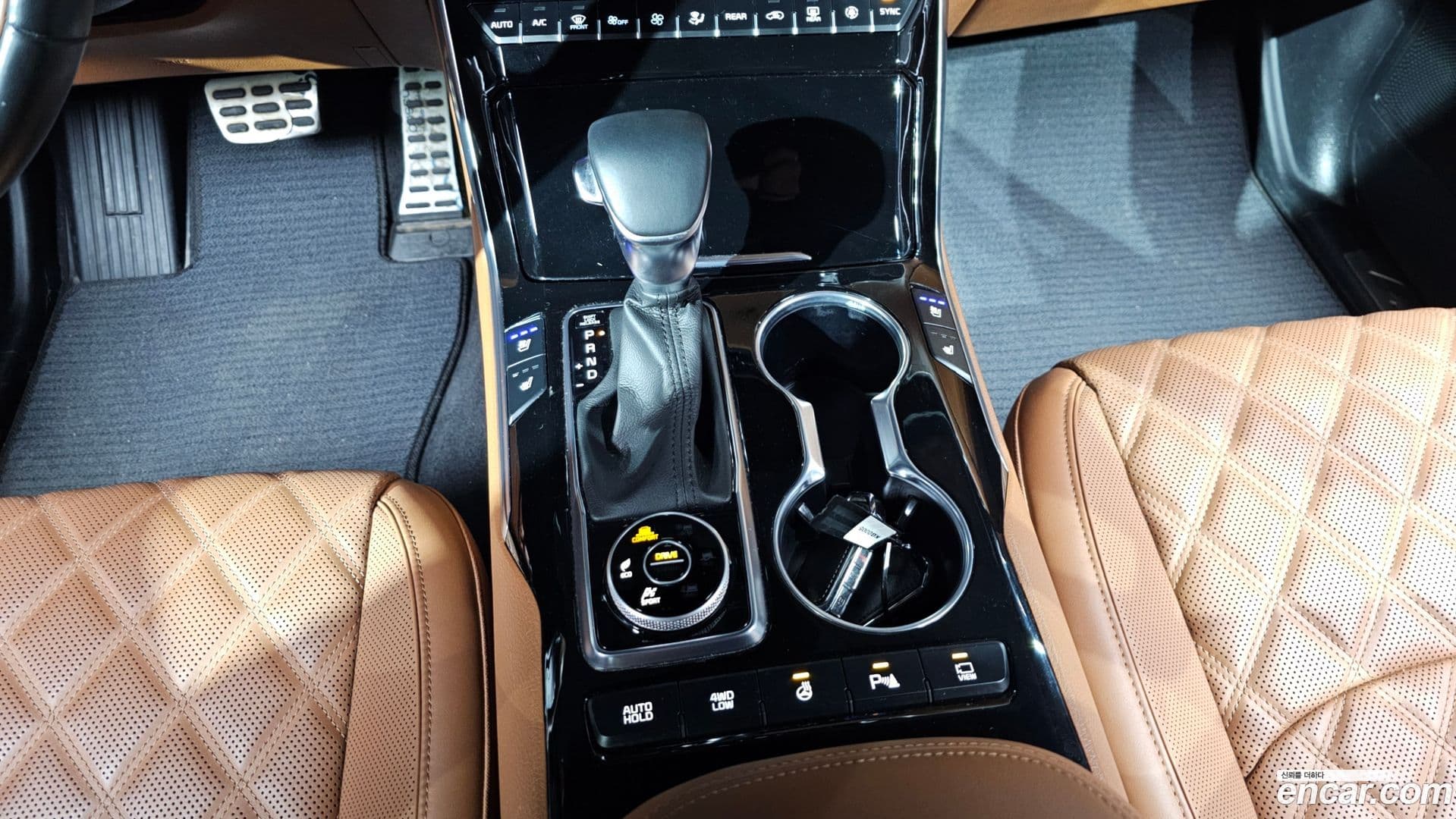 Main__Slider__Photo:Mohave Kia 2022.6-8