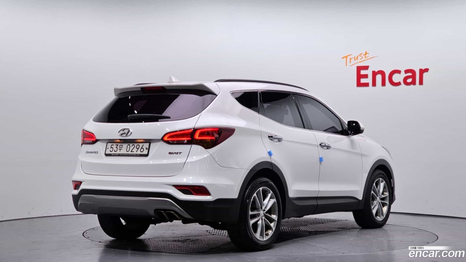 Santafe Hyundai 2016.9-OUTER-002