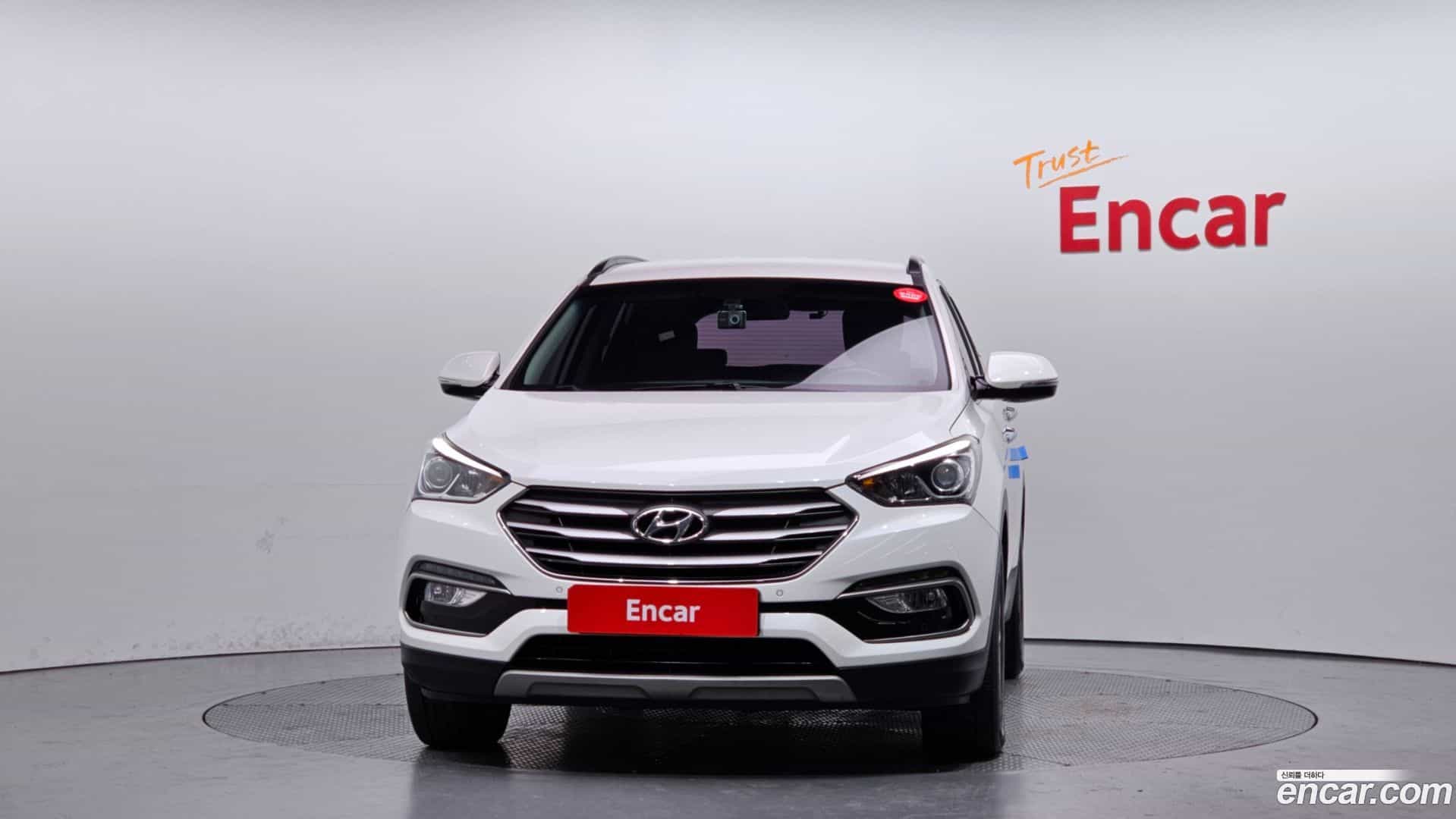 Santafe Hyundai 2016.9-OUTER-003