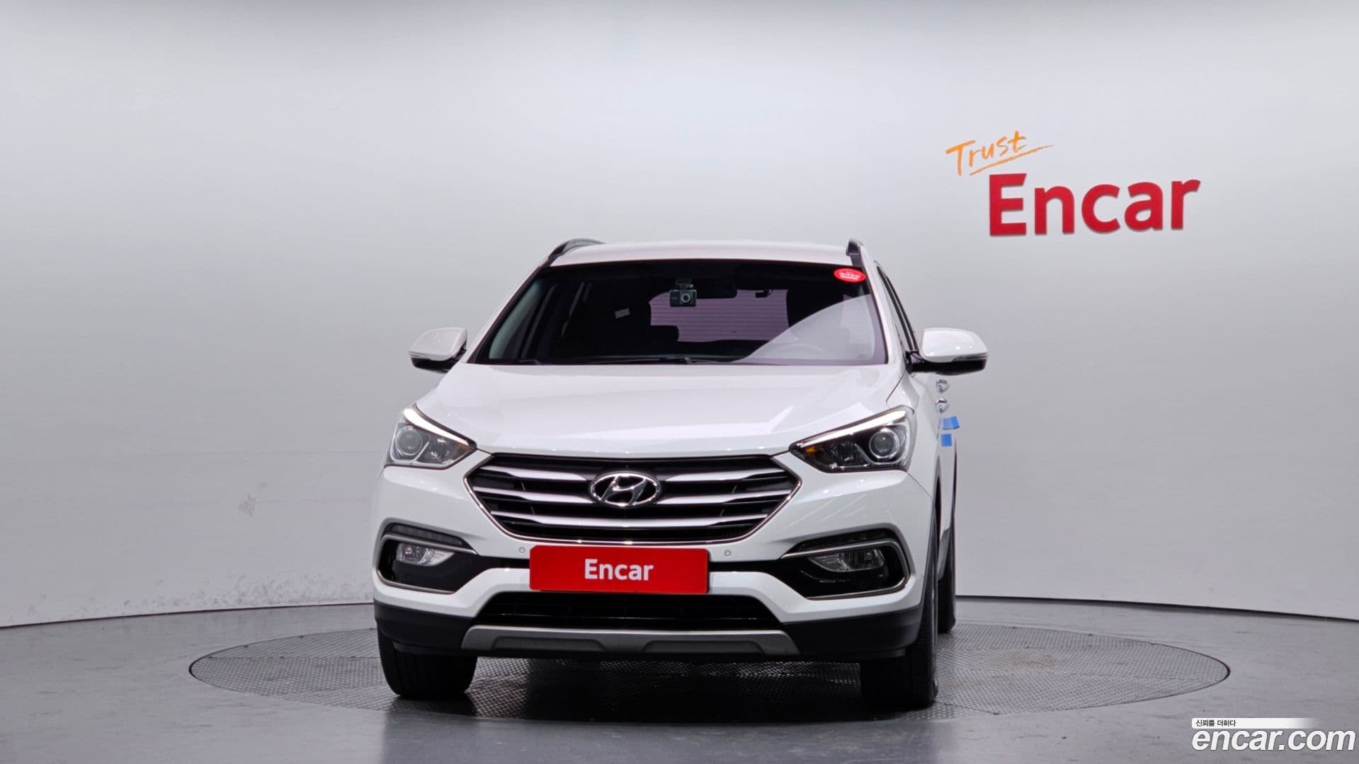 Main__Slider__Photo:Santafe Hyundai 2016.9-2