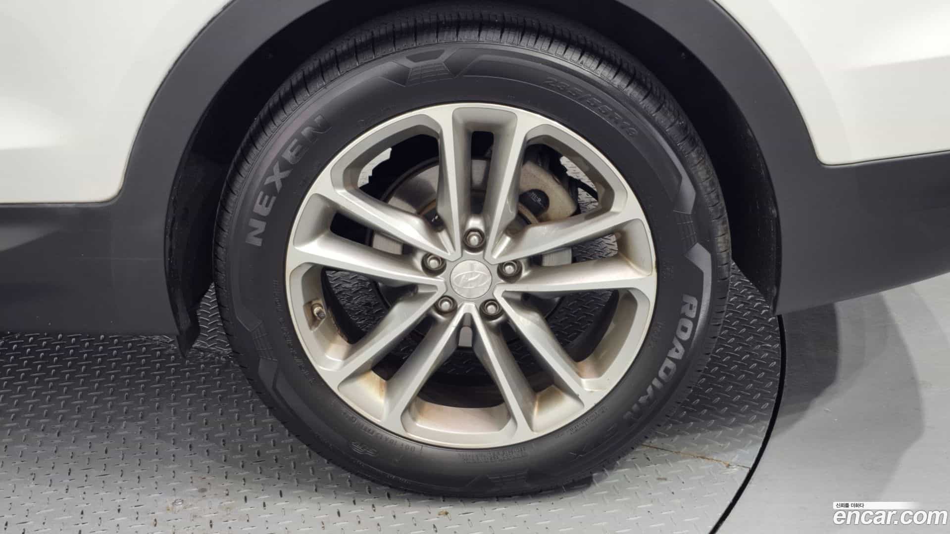 Santafe Hyundai 2016.9-OUTER-005