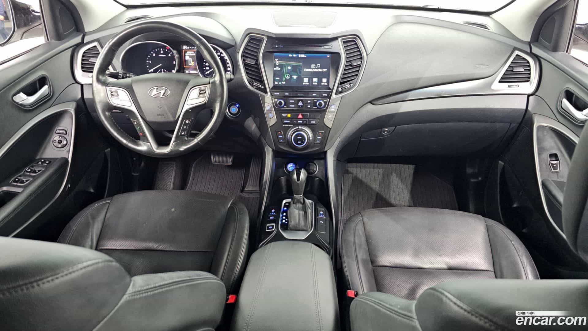 Santafe Hyundai 2016.9-INNER-007