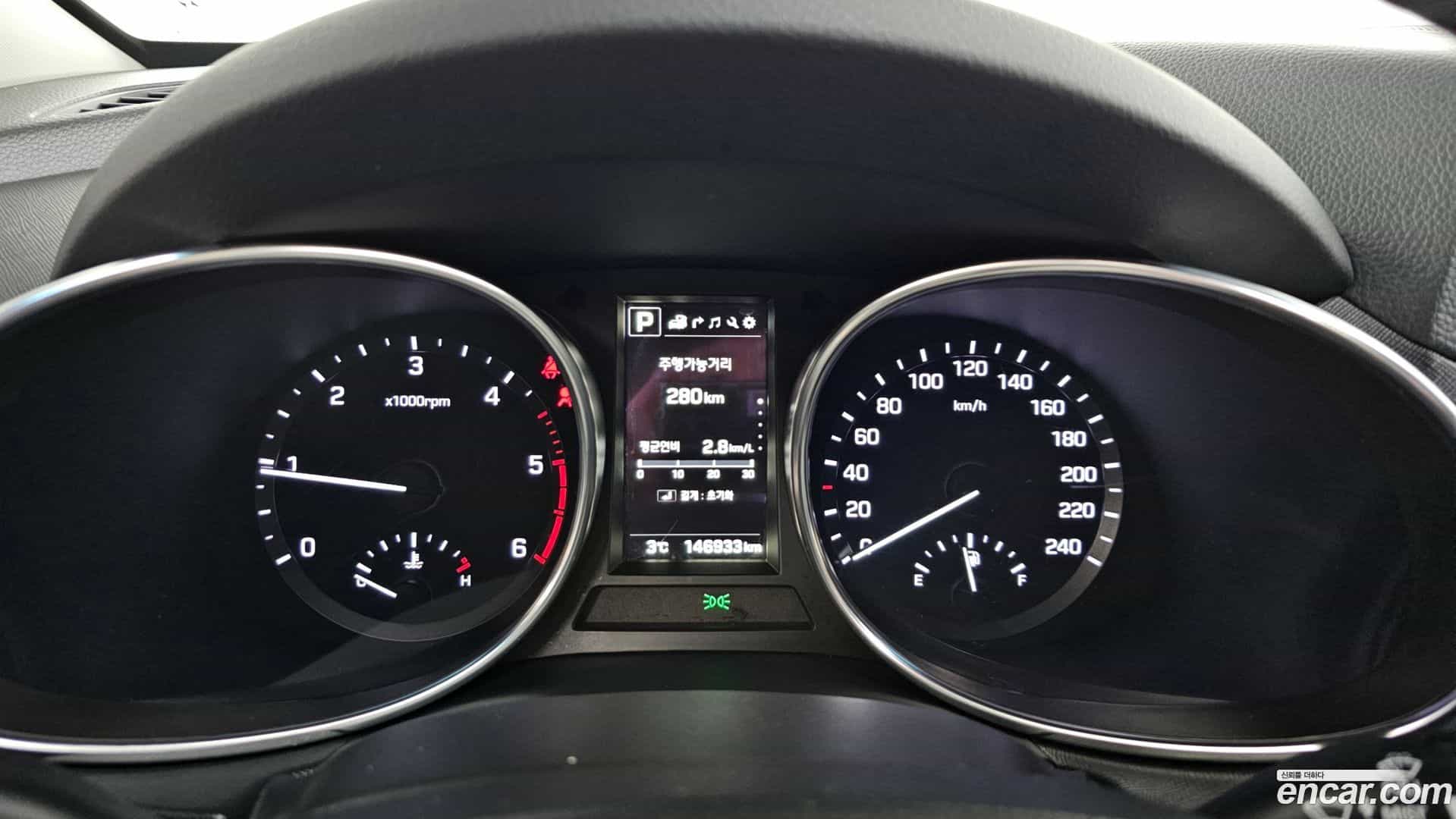 Santafe Hyundai 2016.9-INNER-008