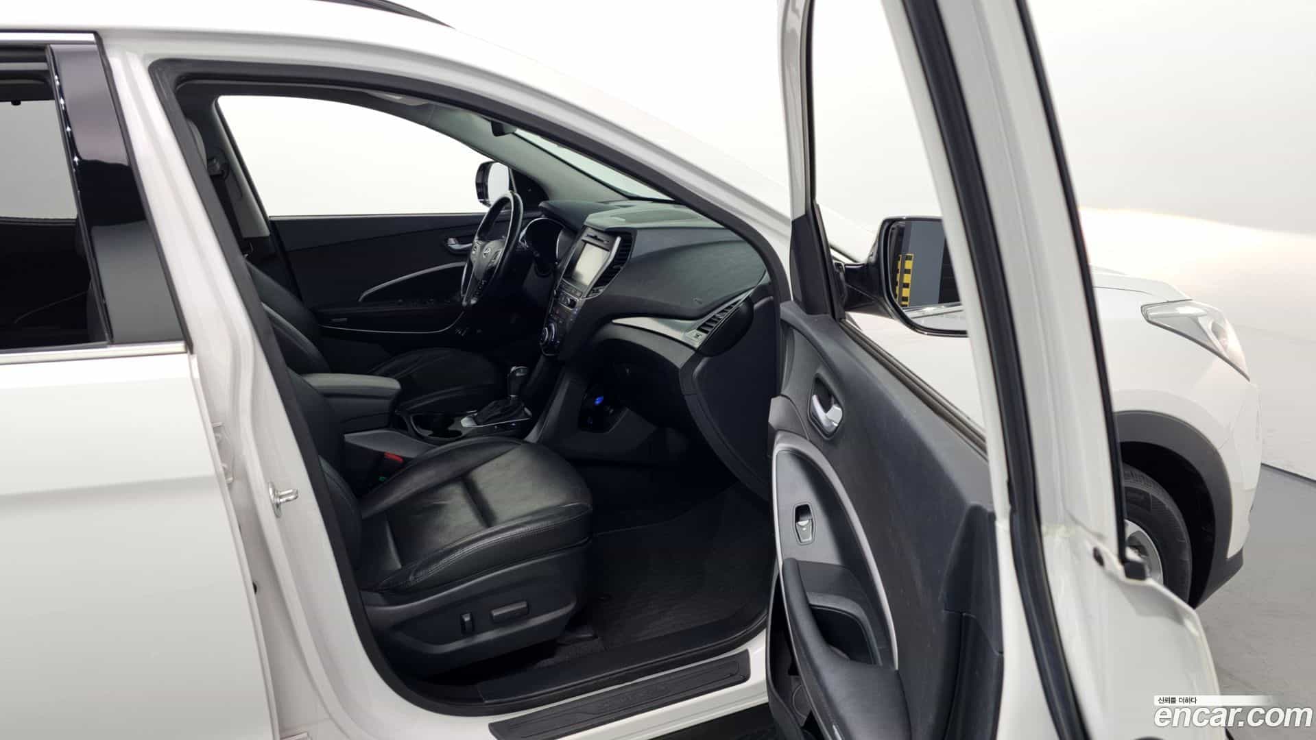 Santafe Hyundai 2016.9-OPTION-015