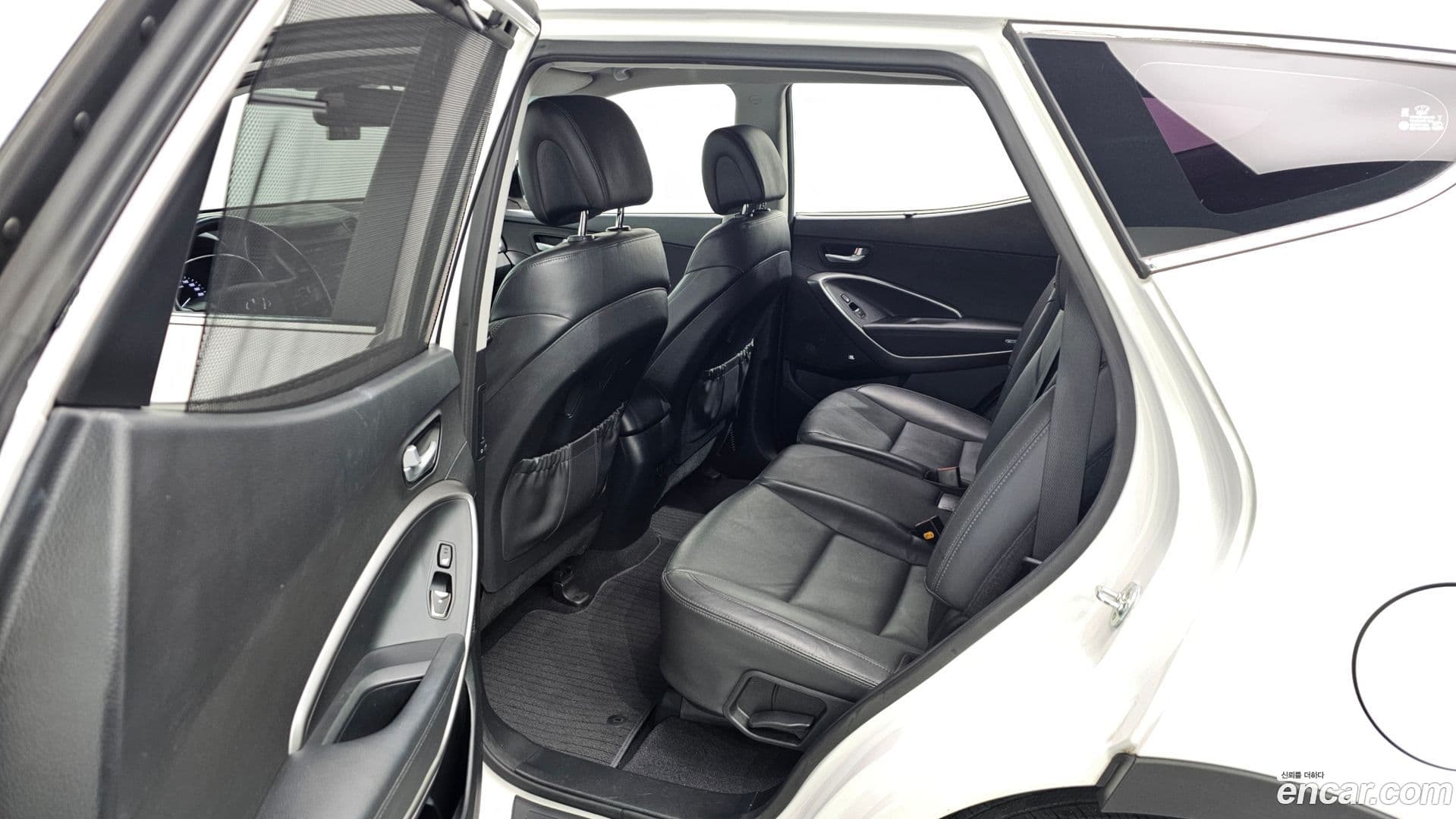 Main__Slider__Photo:Santafe Hyundai 2016.9-11