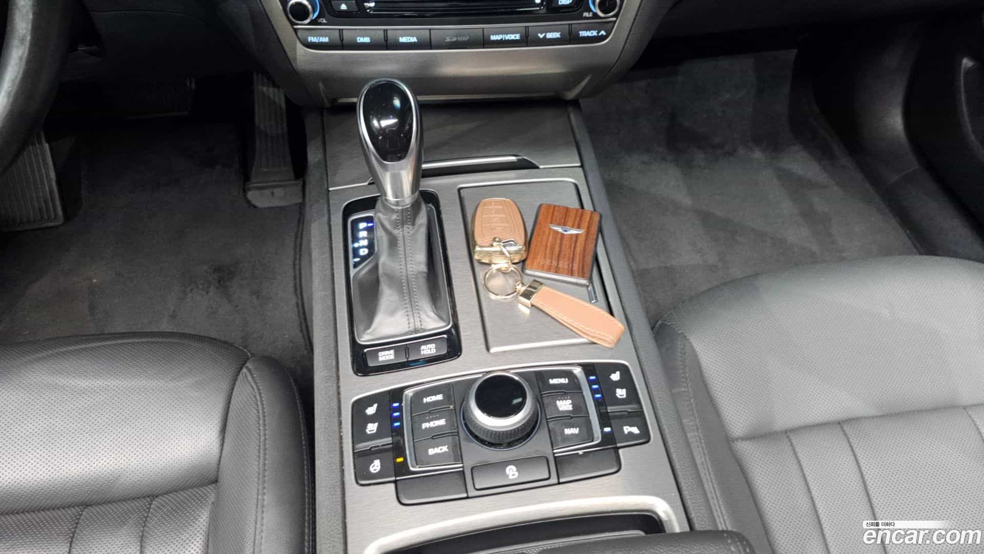 Genesis Hyundai 2014.4-INNER-009