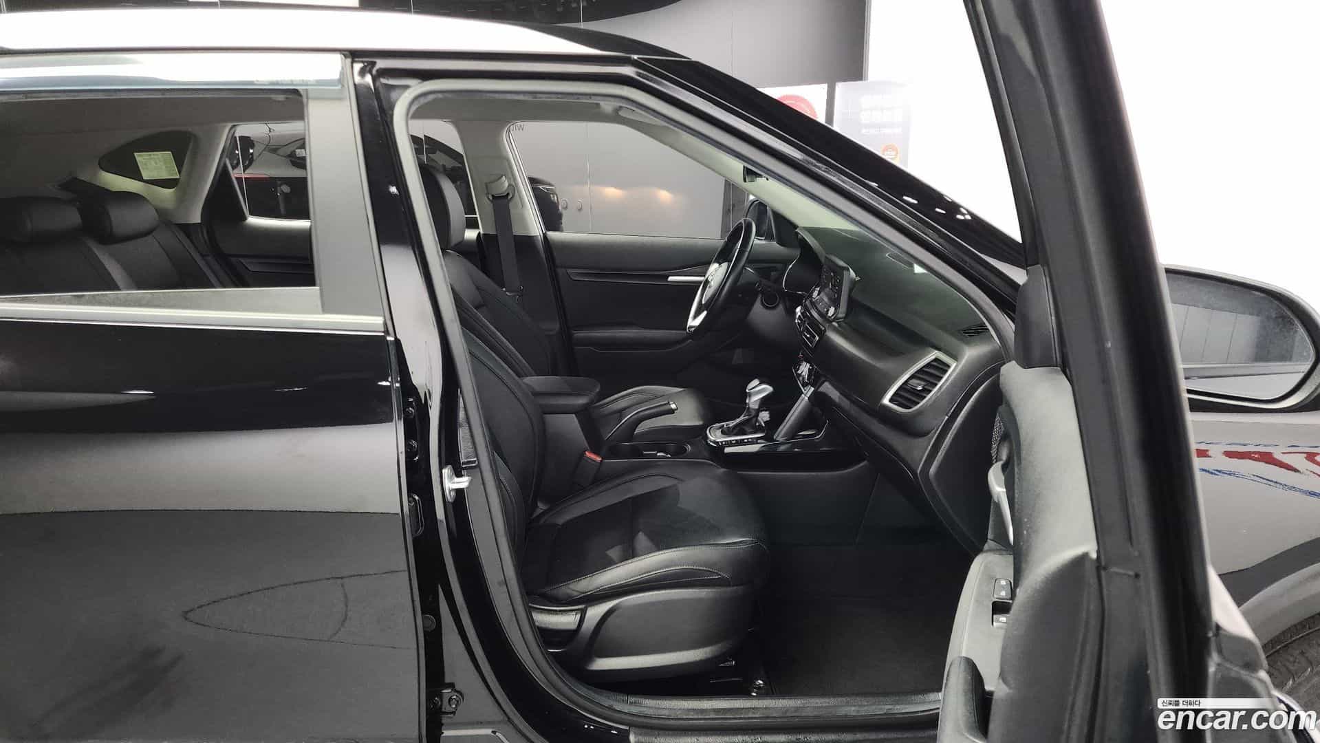 Seltos Kia 2020.10-INNER-010