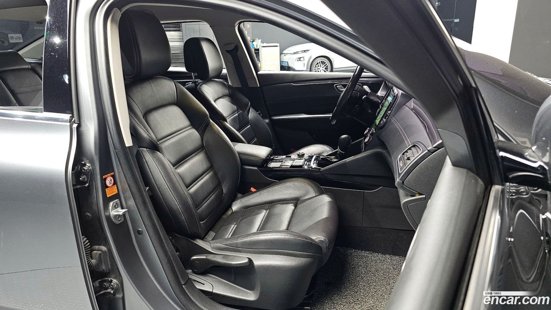 Main__Slider__Photo:SM6 Renault Korea 2017.11-9