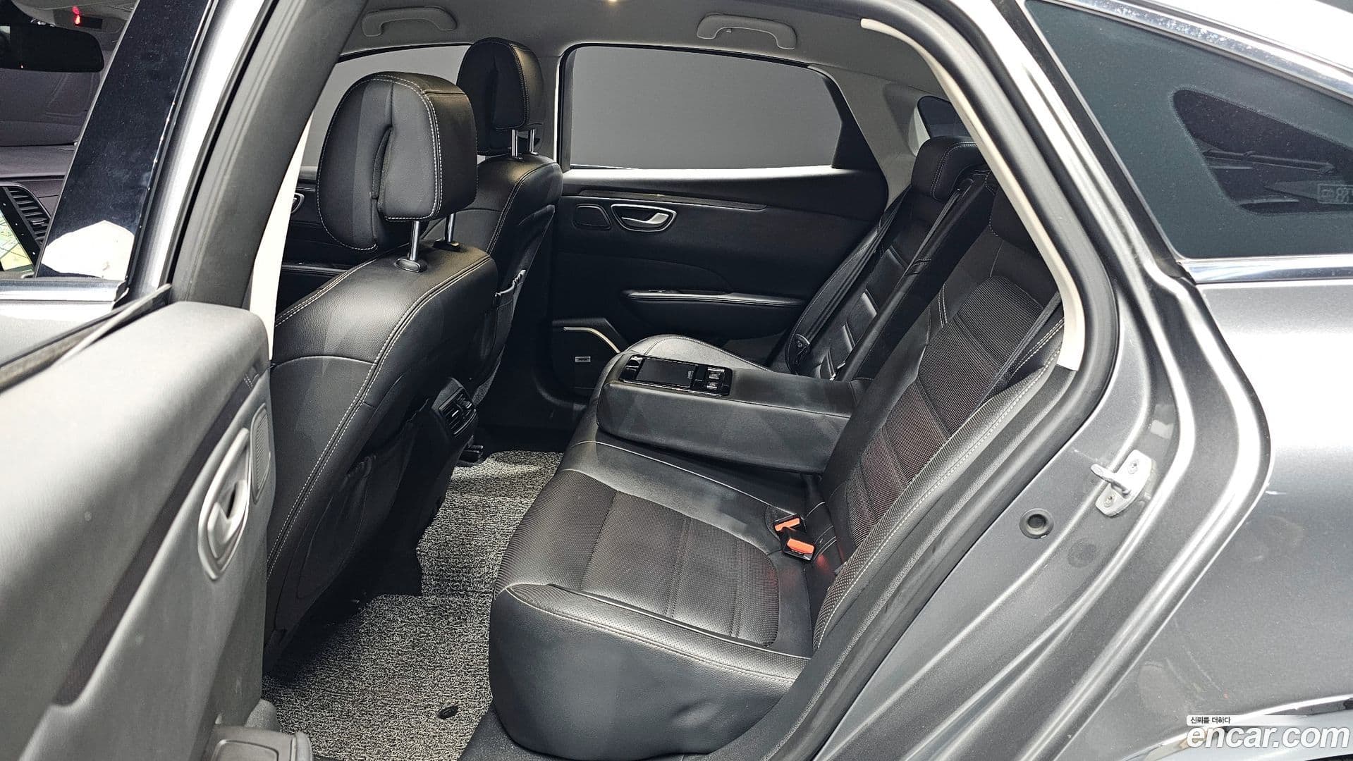 Main__Slider__Photo:SM6 Renault Korea 2017.11-11