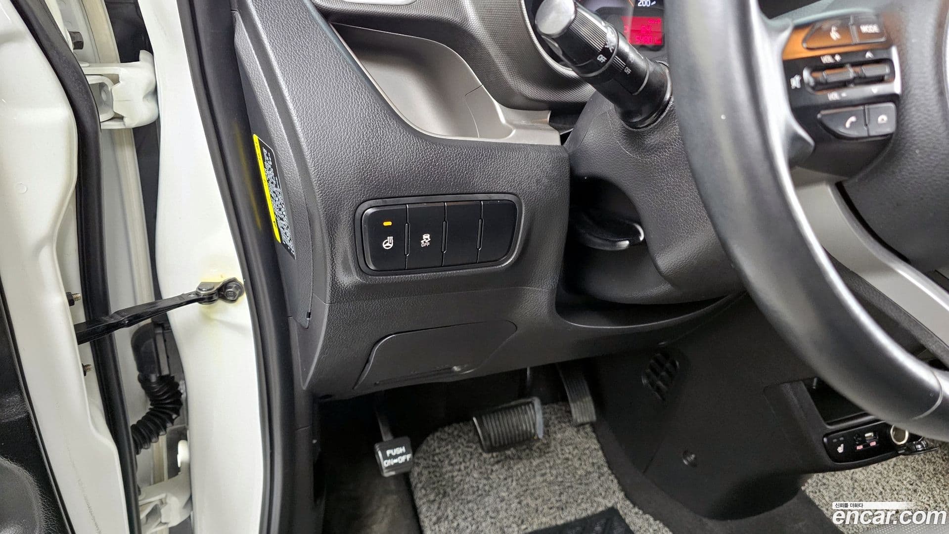 Main__Slider__Photo:RAY Kia 2019.6-15