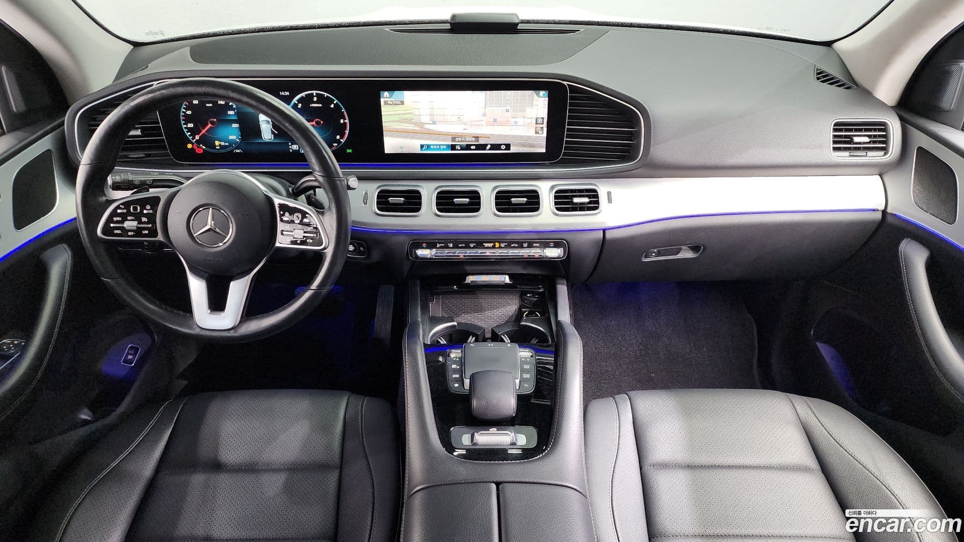 Main__Slider__Photo:GLE-Class Mercedes-Benz 2019.10-6