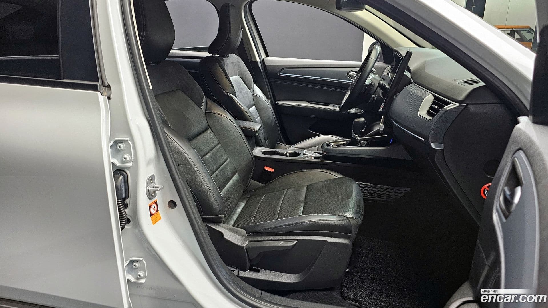 Main__Slider__Photo:XM3 Renault Korea 2020.5-9