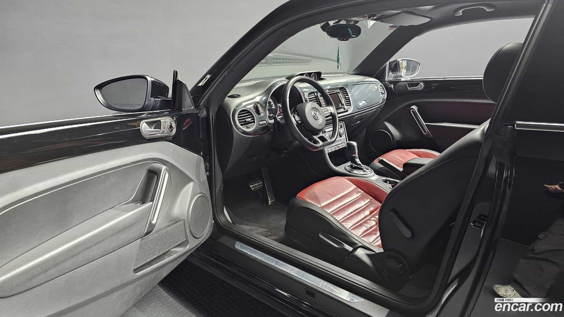 Beatle Volkswagen 2012.9-OPTION-015