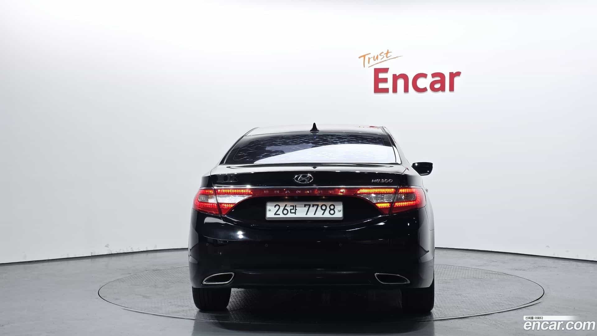 Grandeur Hyundai 2012.10-OUTER-004