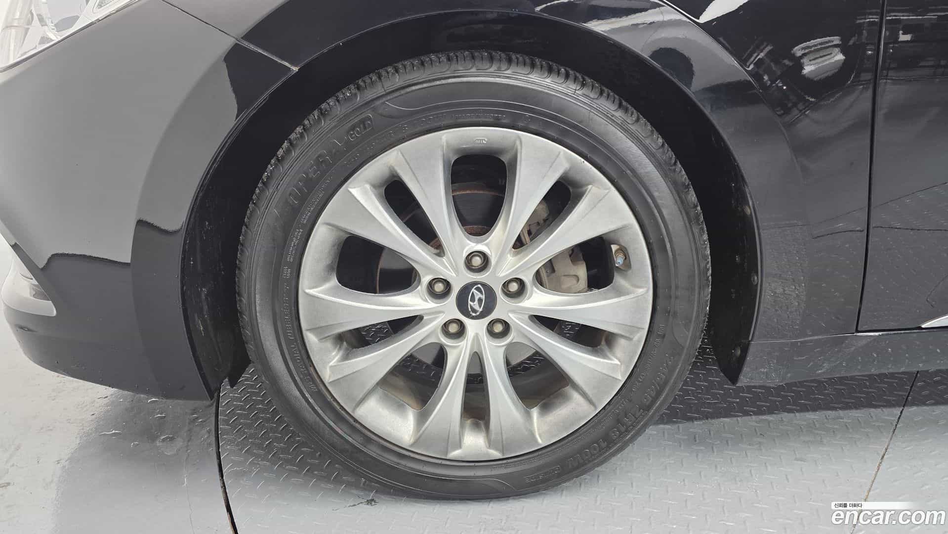 Grandeur Hyundai 2012.10-OUTER-005