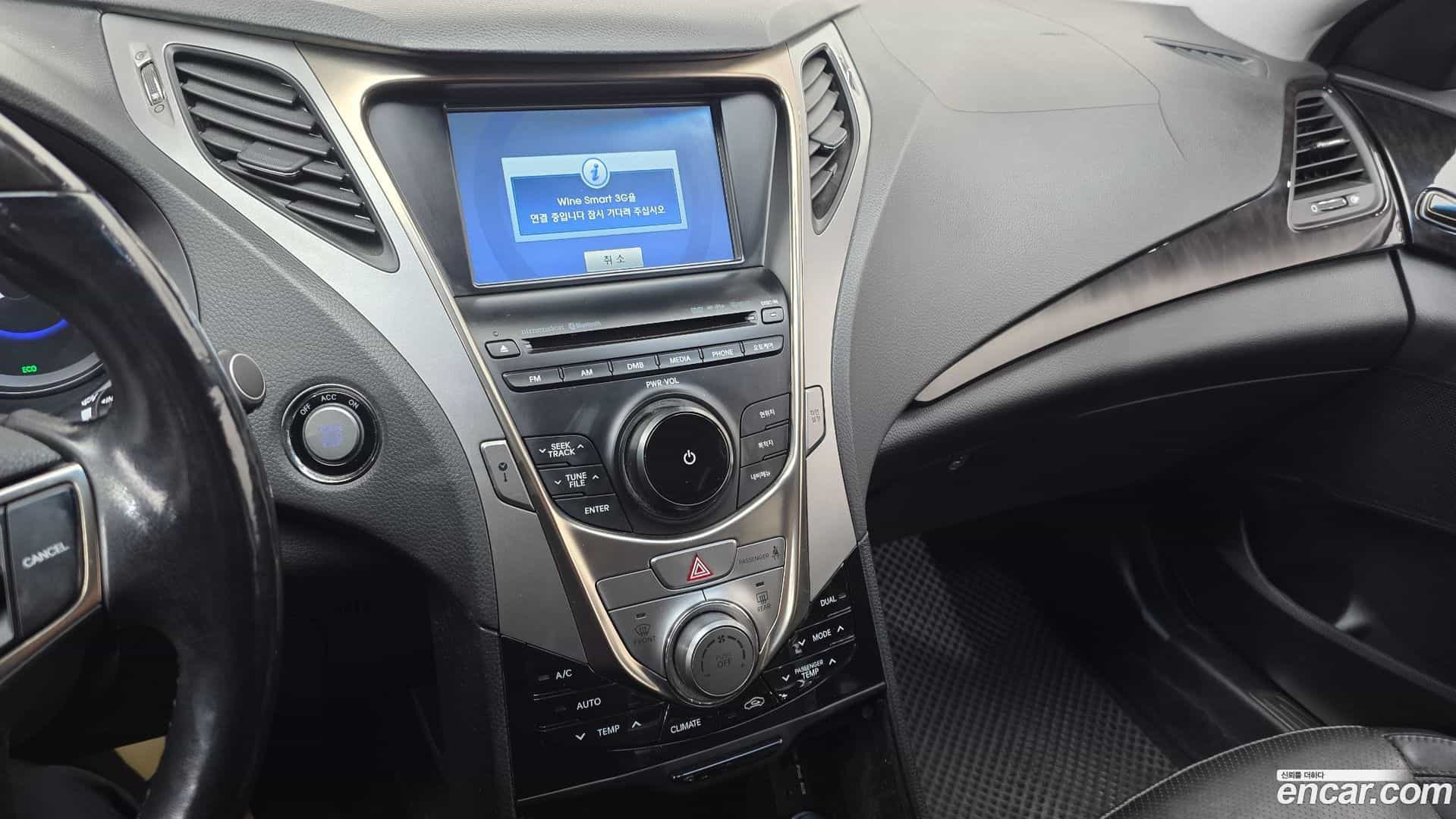 Grandeur Hyundai 2012.10-OPTION-018