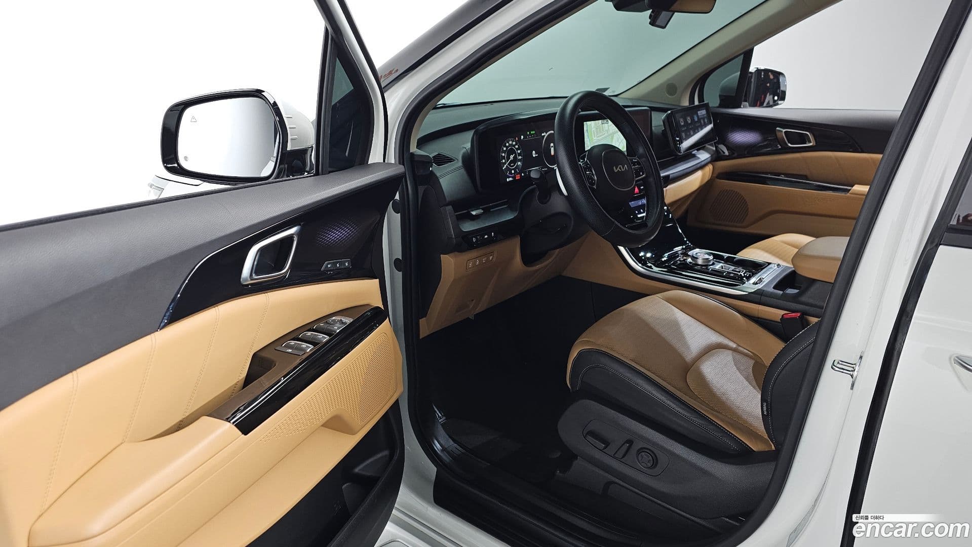 Main__Slider__Photo:Canival Kia 2021.8-9