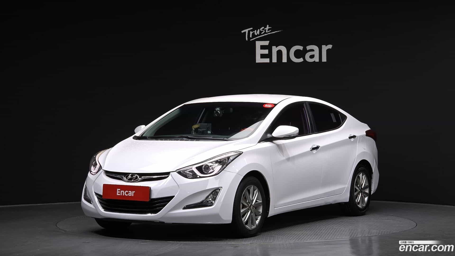 AVANTE Hyundai 2013.9-OUTER-001