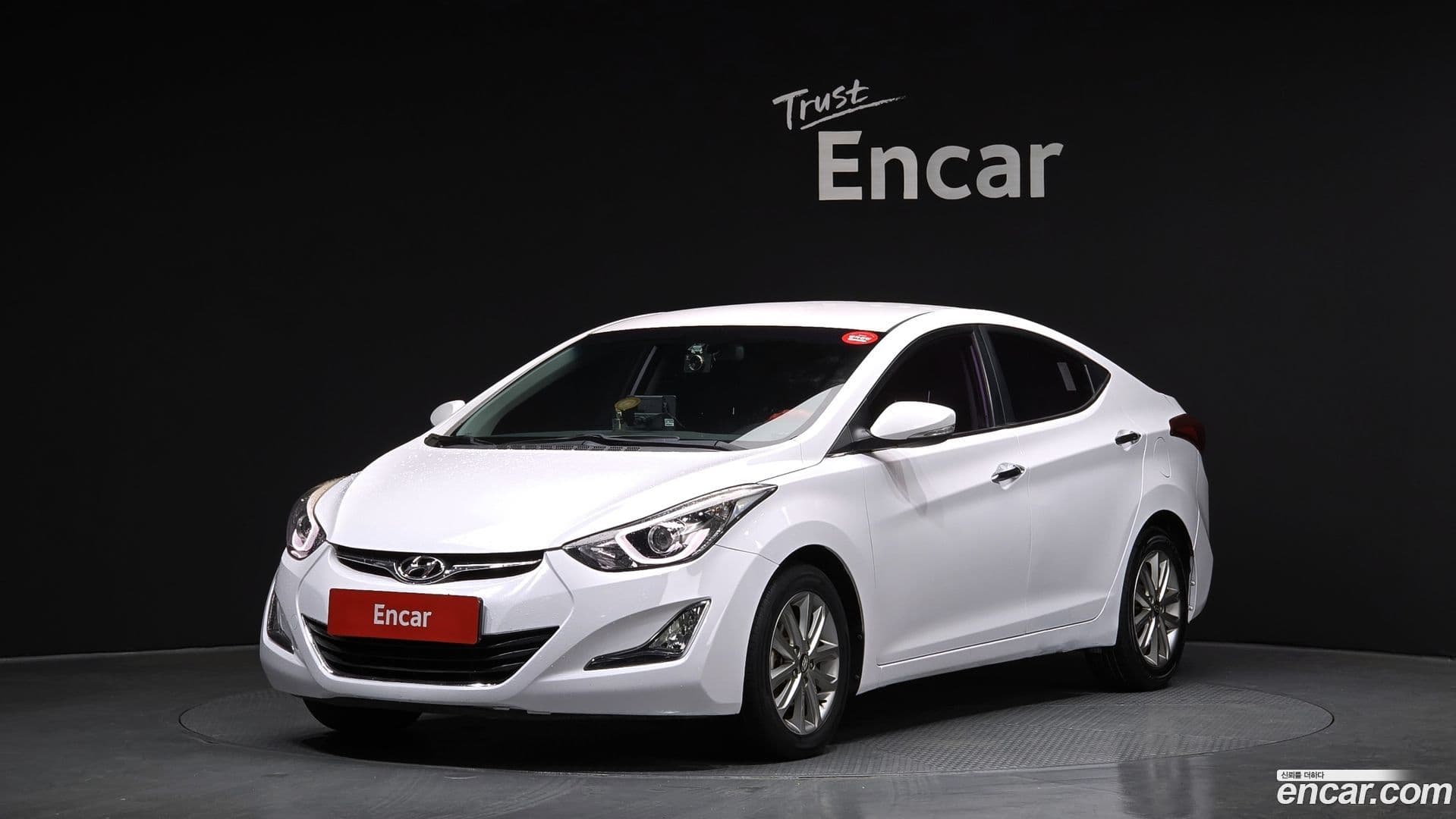 Main__Slider__Photo:AVANTE Hyundai 2013.9-0