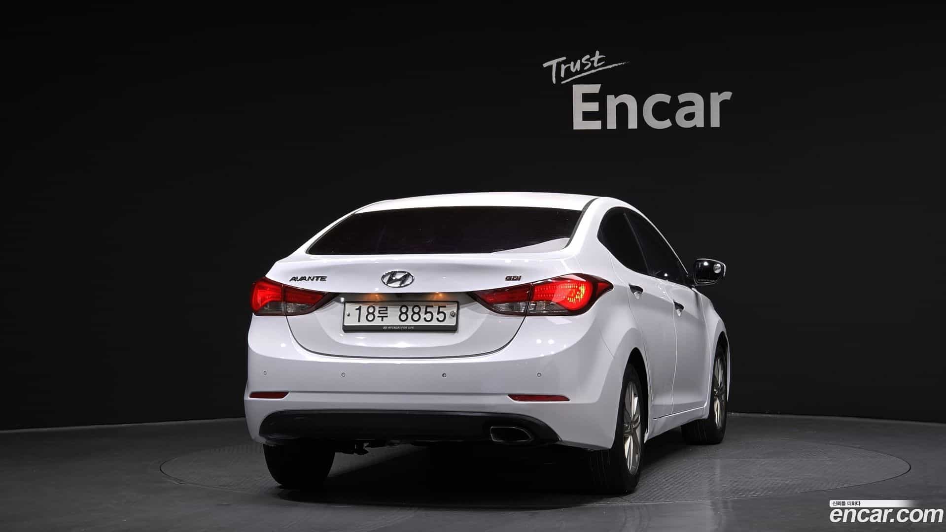 AVANTE Hyundai 2013.9-OUTER-004