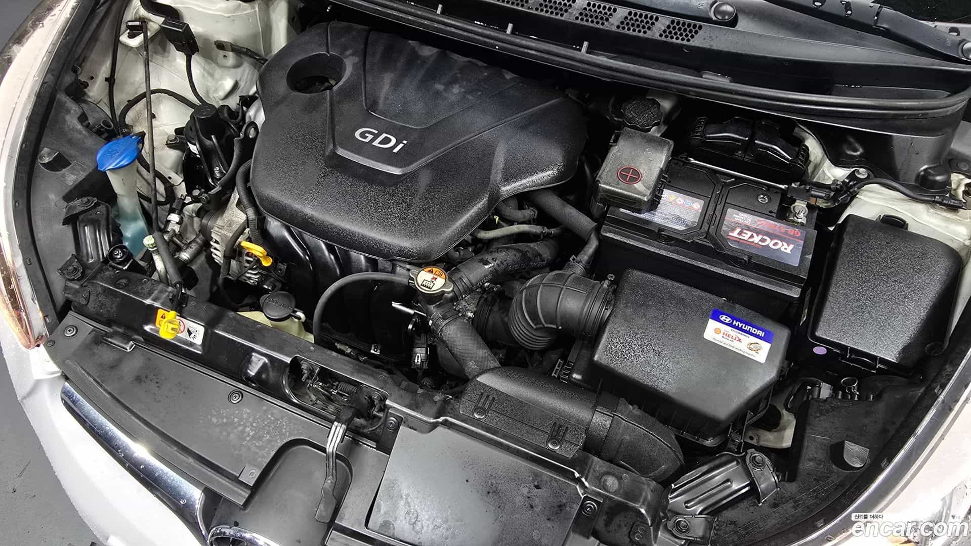 AVANTE Hyundai 2013.9-INNER-006