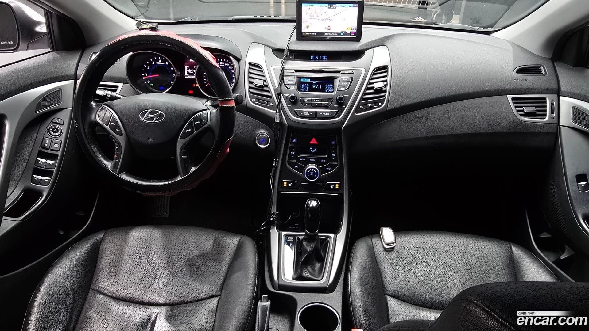 Main__Slider__Photo:AVANTE Hyundai 2013.9-6