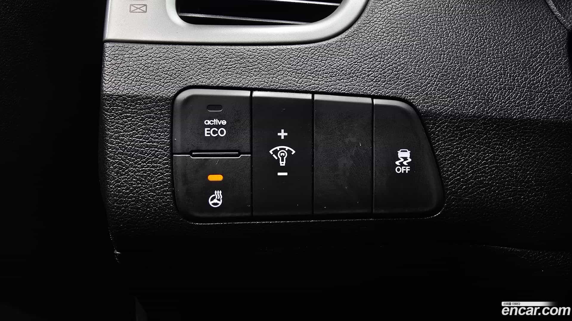 AVANTE Hyundai 2013.9-OPTION-021