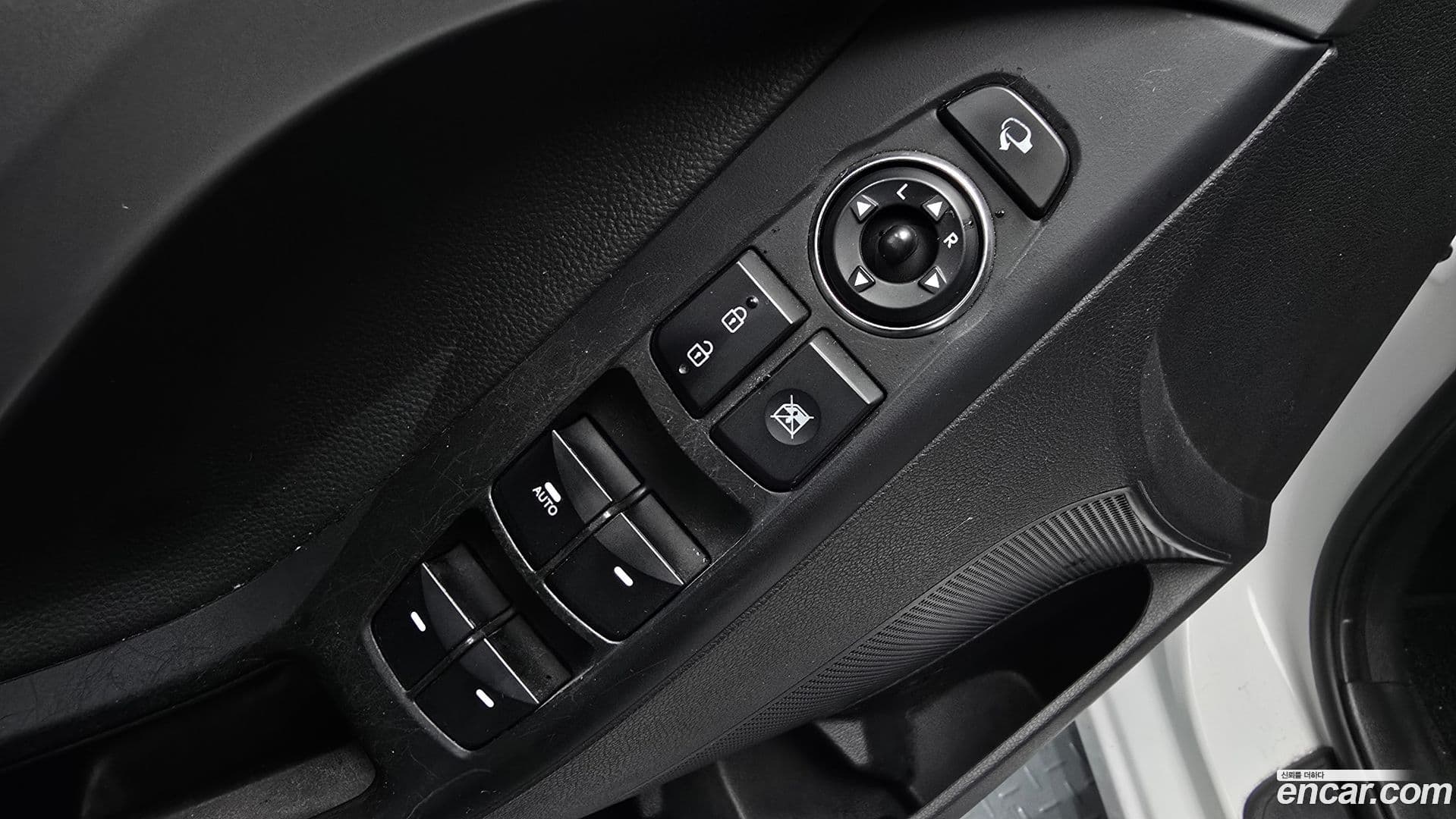 Main__Slider__Photo:AVANTE Hyundai 2013.9-17