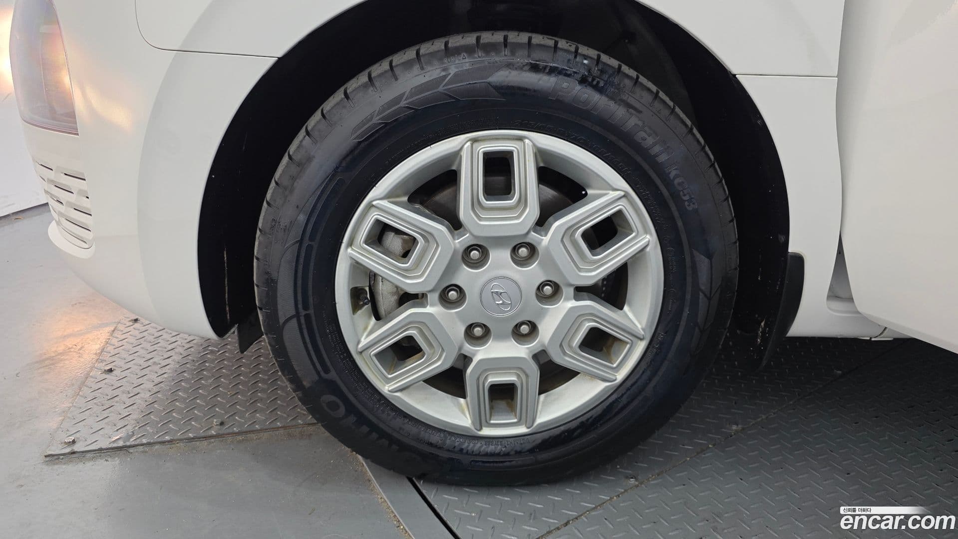 Main__Slider__Photo:Staria Hyundai 2022.11-4