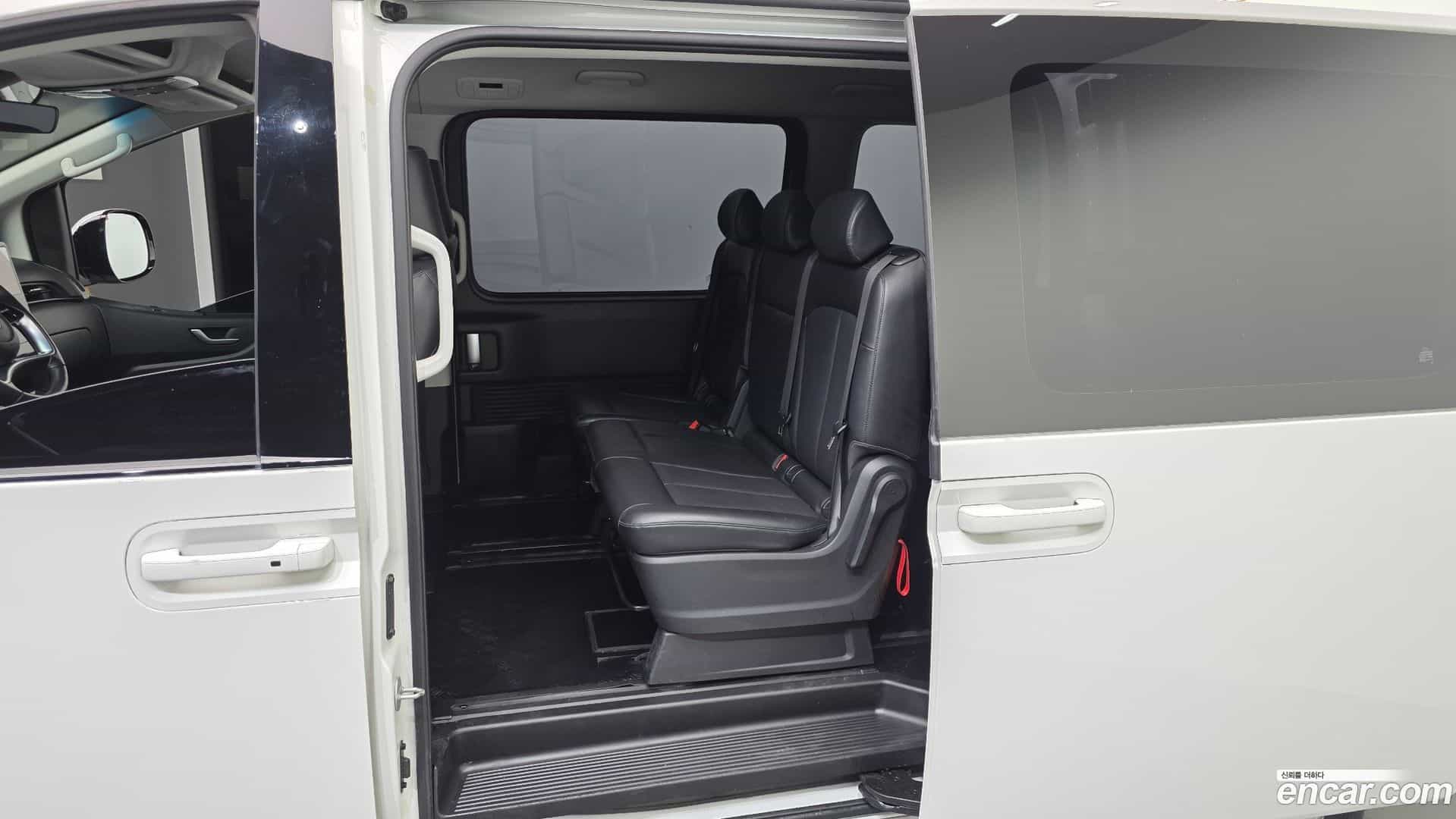 Staria Hyundai 2022.11-OPTION-016