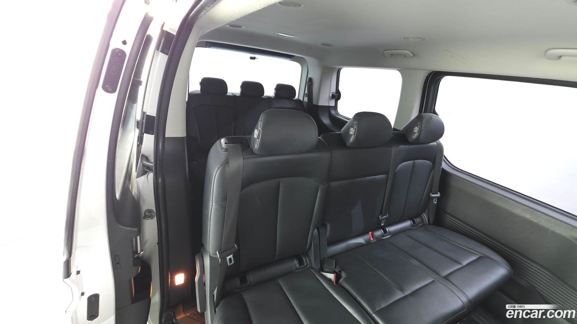 Main__Slider__Photo:Staria Hyundai 2022.11-19