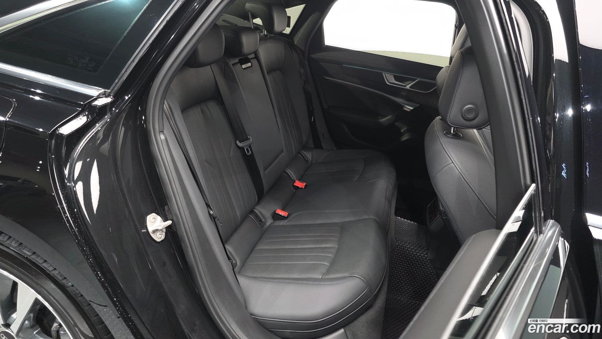 Main__Slider__Photo:A6 Audi 2022.4-11