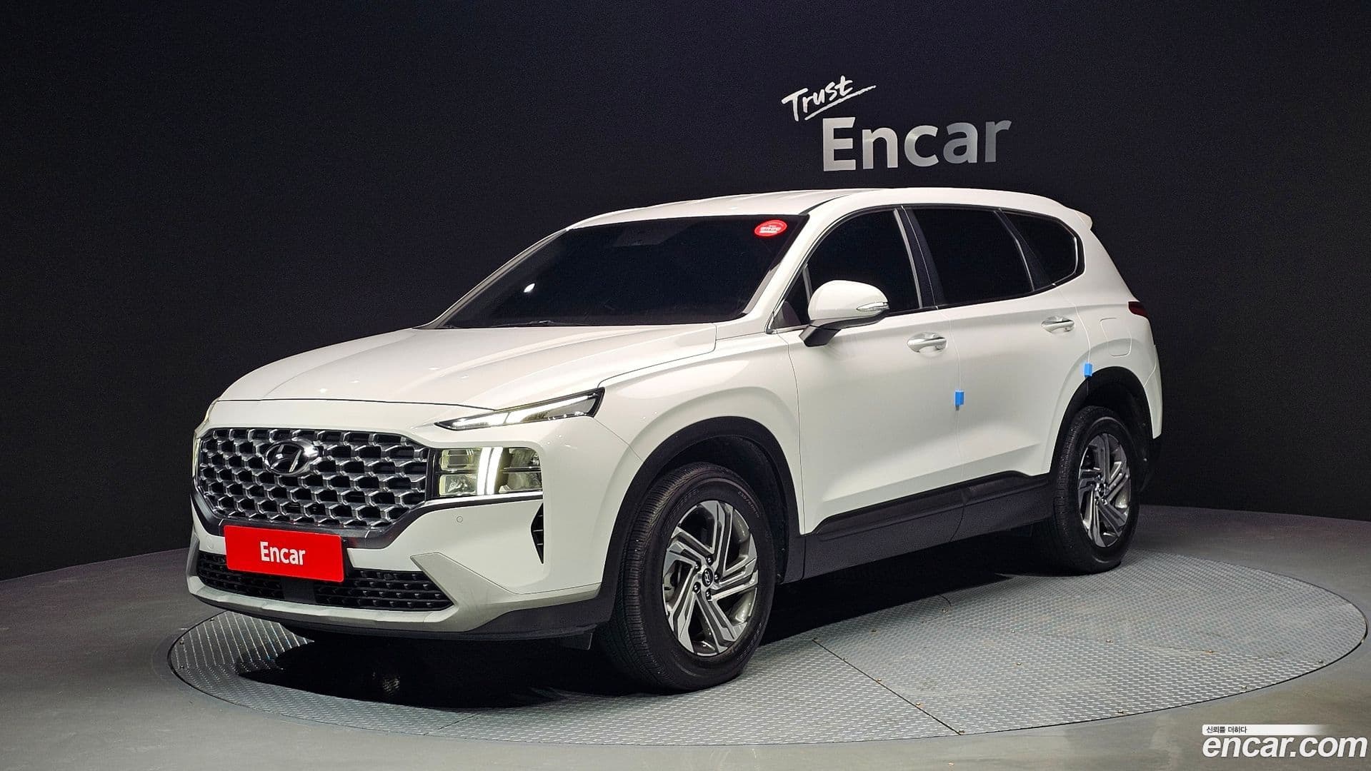 Main__Slider__Photo:Santafe Hyundai 2020.9-0