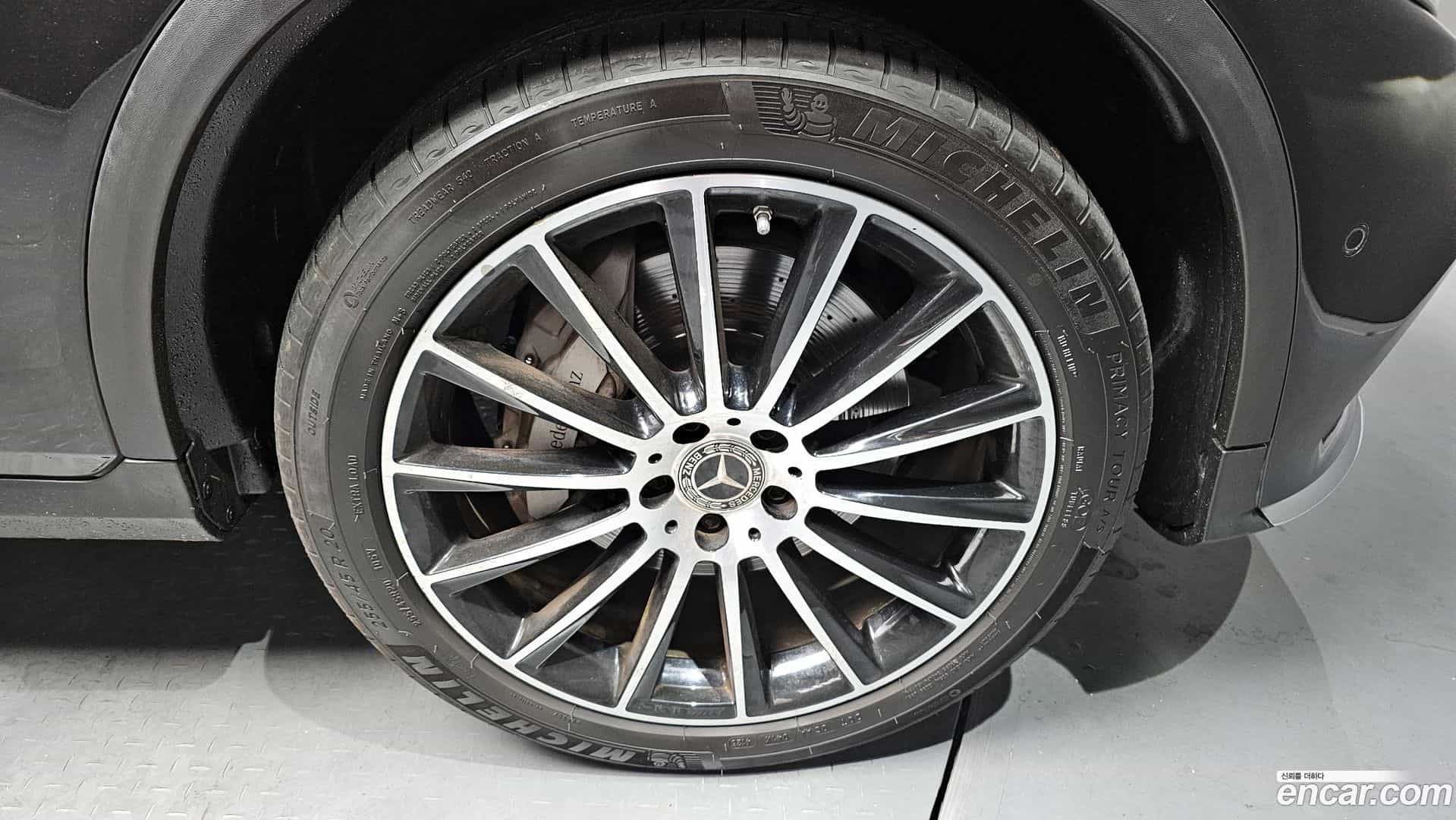 GLC-Class Mercedes-Benz 2018.7-OUTER-005