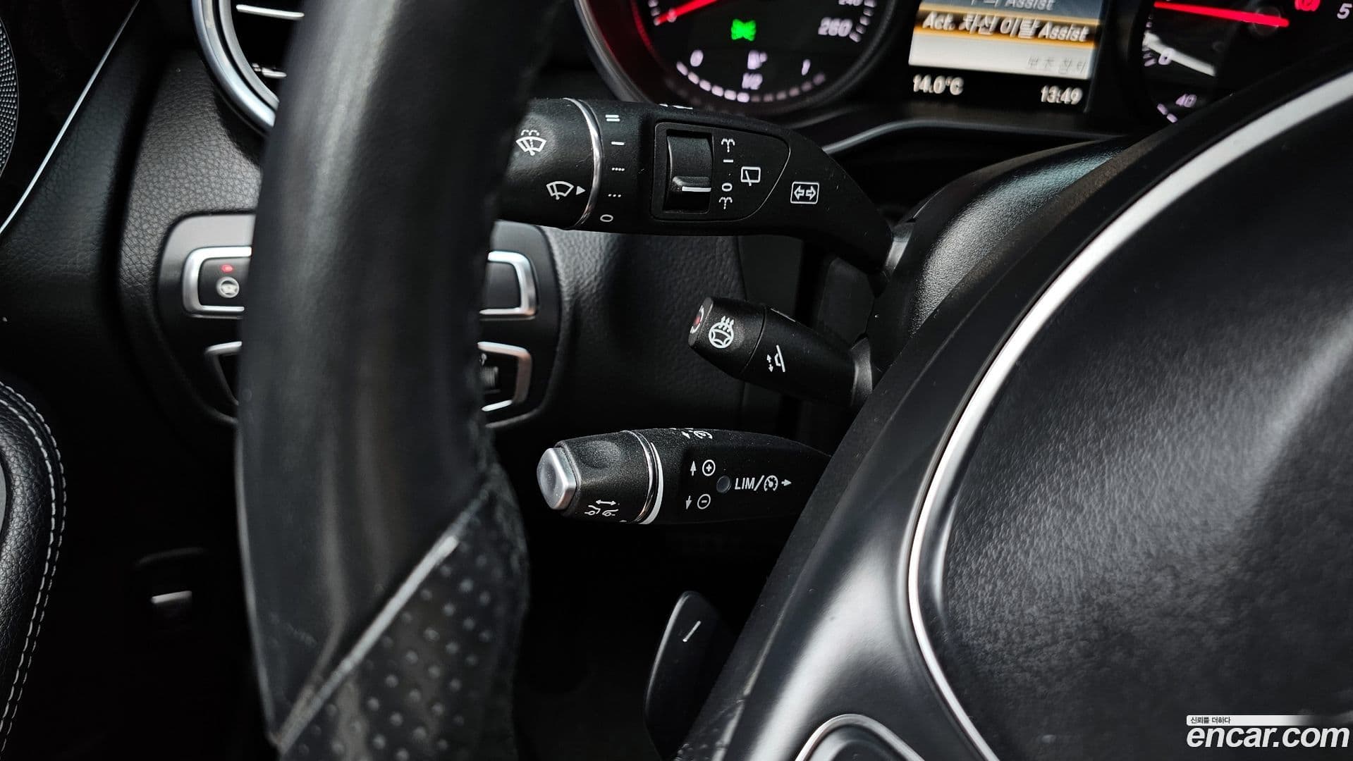 Main__Slider__Photo:GLC-Class Mercedes-Benz 2018.7-16