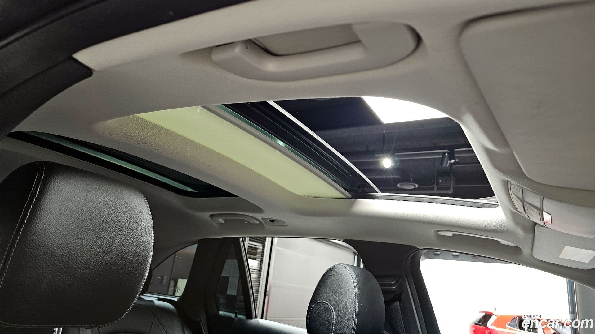 Main__Slider__Photo:GLC-Class Mercedes-Benz 2018.7-17