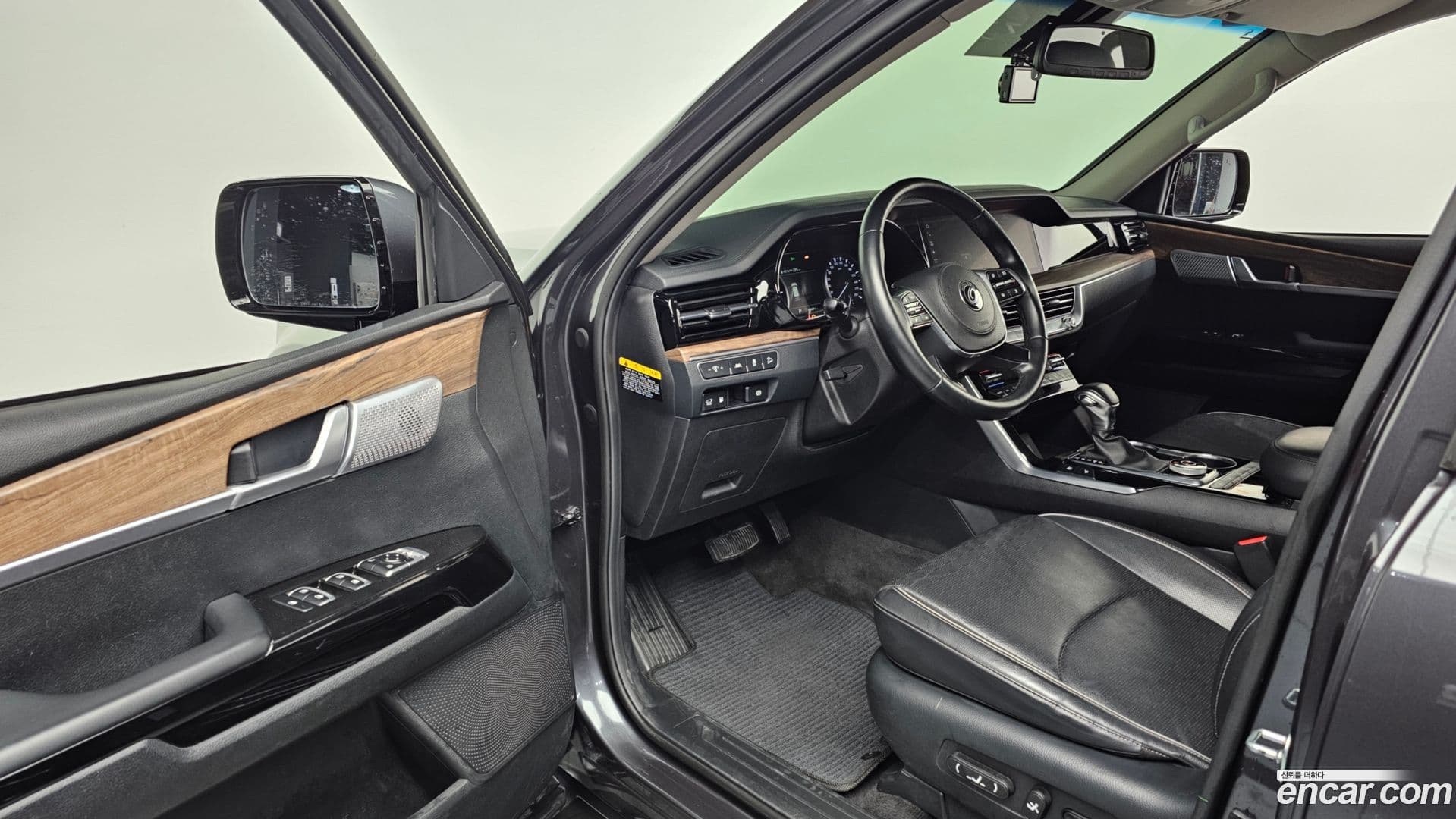 Main__Slider__Photo:Mohave Kia 2020.3-9