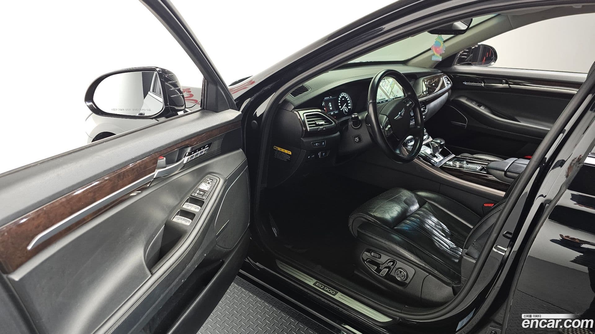 Main__Slider__Photo:EQ900 Genesis 2016.2-9