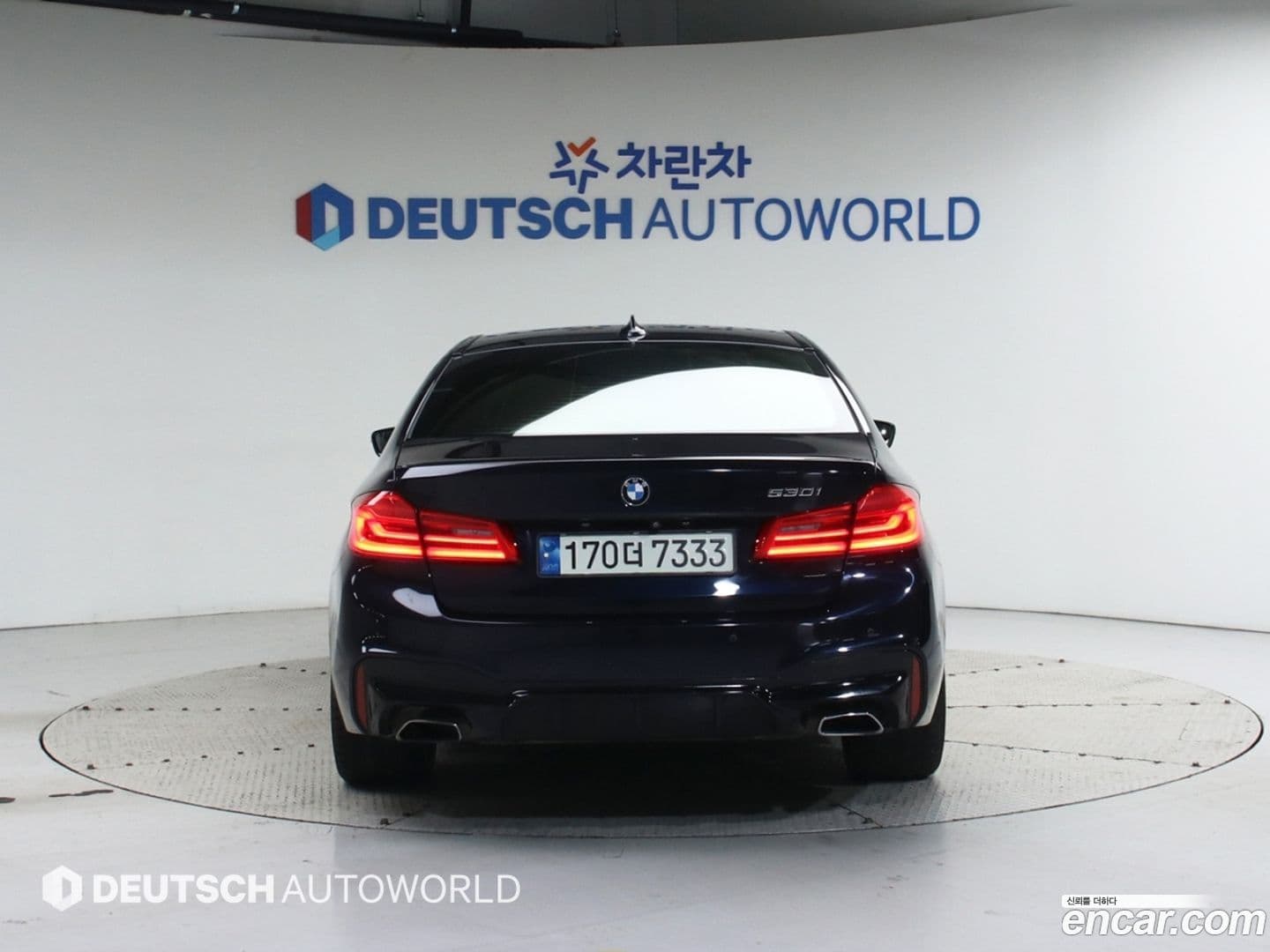 Main__Slider__Photo:5-Series BMW 2018.2-3