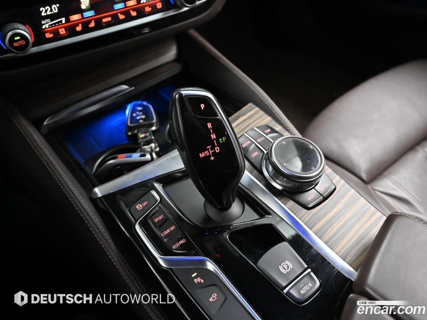 Main__Slider__Photo:5-Series BMW 2018.2-8