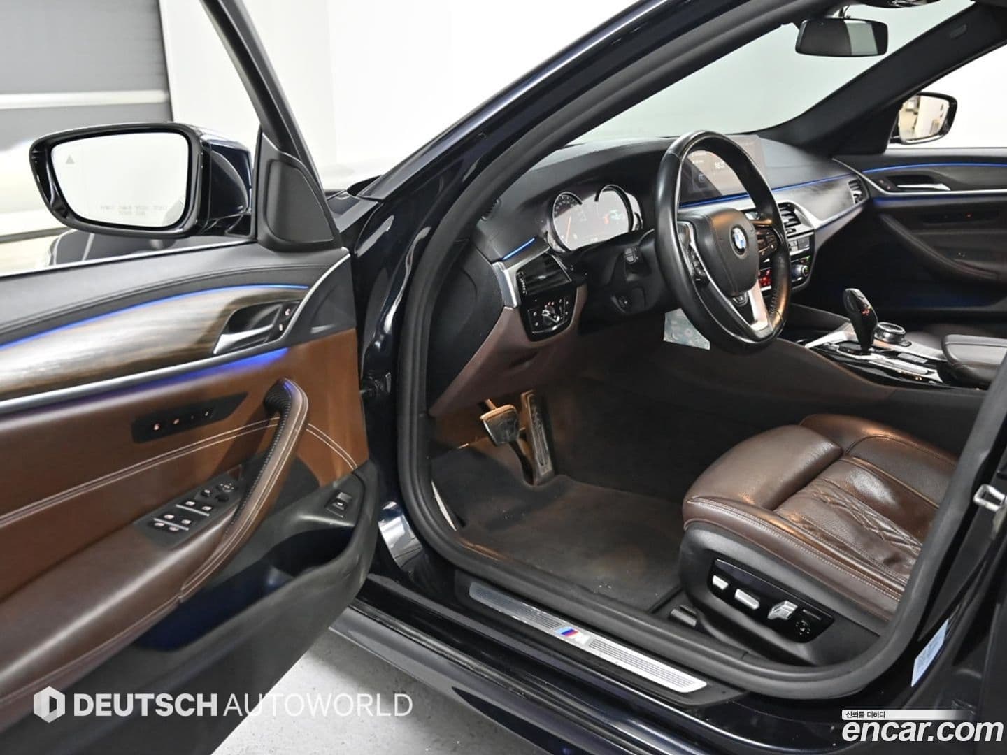 Main__Slider__Photo:5-Series BMW 2018.2-10