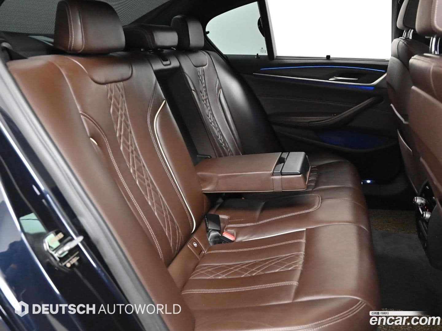 Main__Slider__Photo:5-Series BMW 2018.2-11