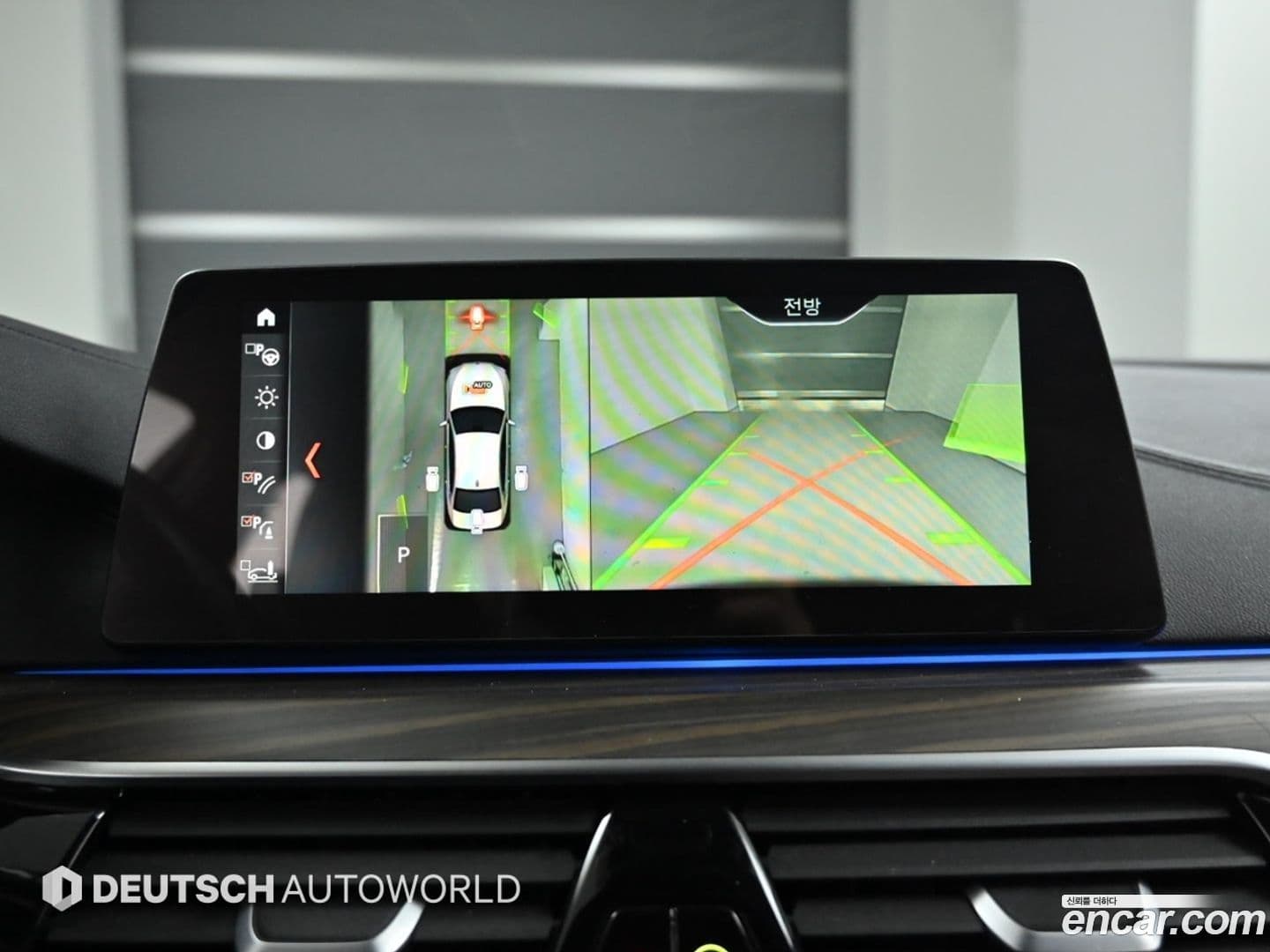 Main__Slider__Photo:5-Series BMW 2018.2-14