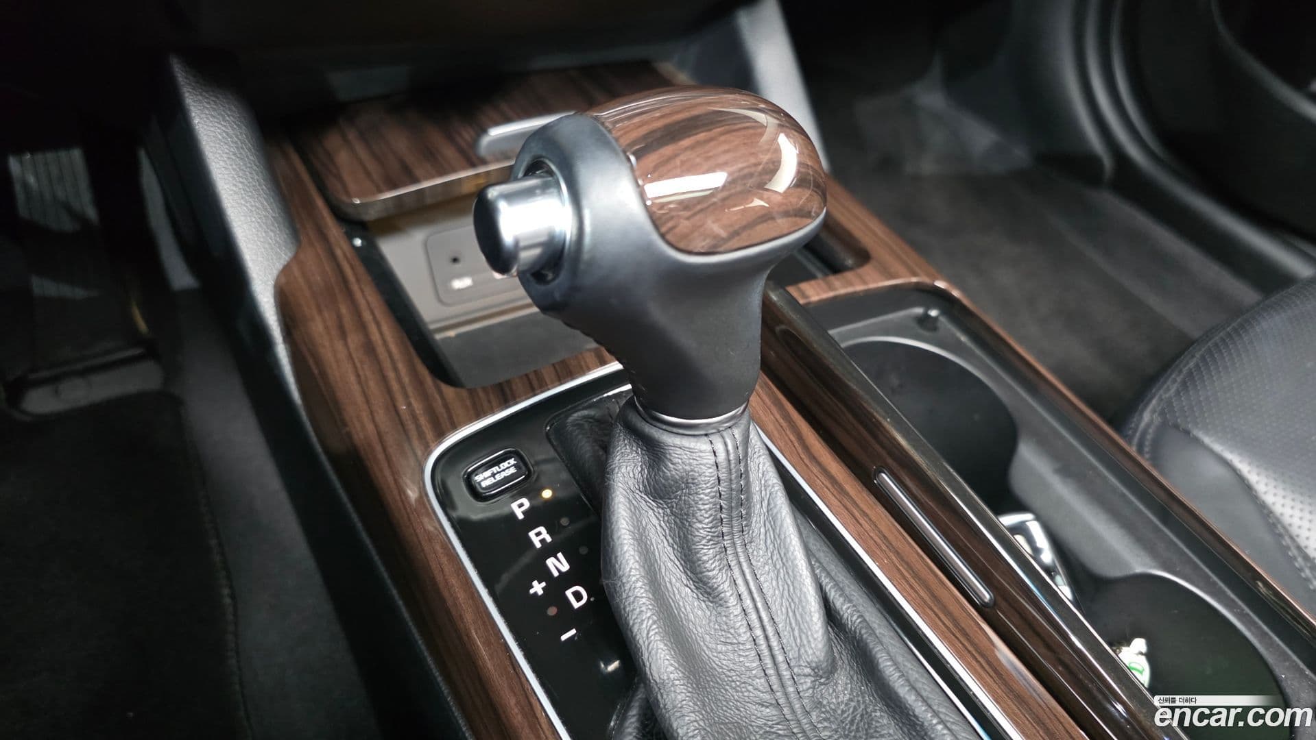 Main__Slider__Photo:K7 Kia 2015.10-8