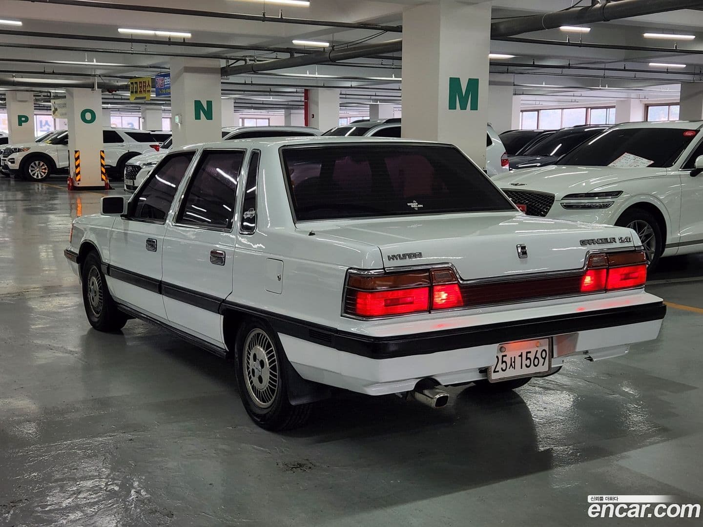 Main__Slider__Photo:Grandeur Hyundai 1992.4-7
