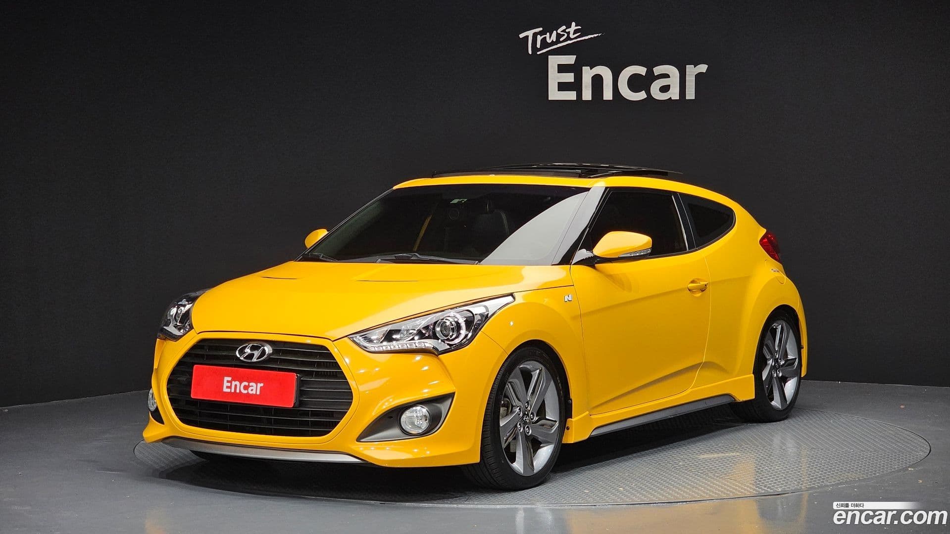 Main__Slider__Photo:Veloster Hyundai 2012.7-0